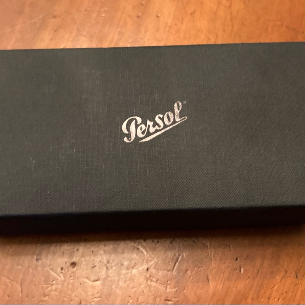 Person black paper box sunglasses storage box with cover, info packets inside